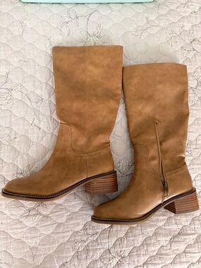 Classic Tan Mid-Calf Leather Boots - Women's